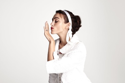 「シャネル」ココ クラッシュから初のブライダルコレクション