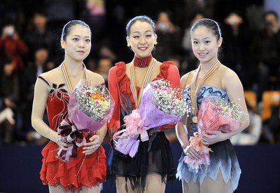 浅田優勝、鈴木は2位に フィギュア四大陸選手権