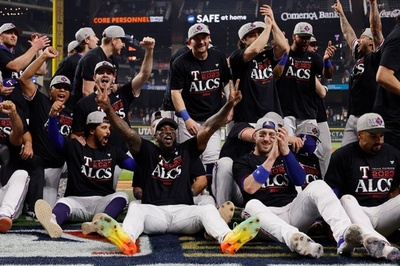 レンジャーズがア・リーグ優勝決定S進出 オリオールズ下す 