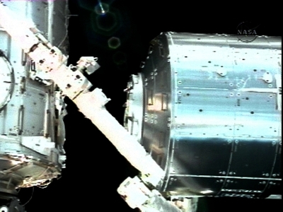 欧州実験棟「コロンバス」、ハッチオープン