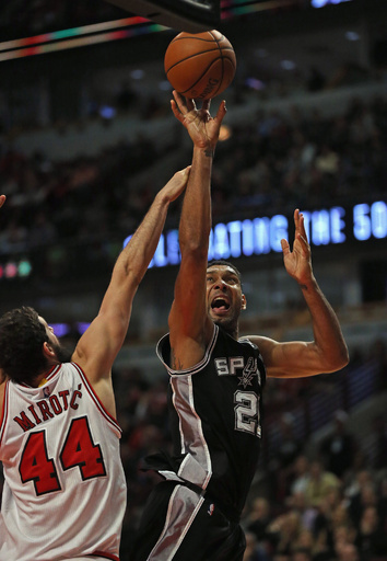 スパーズのダンカン、右膝痛でウォリアーズ戦を欠場へ