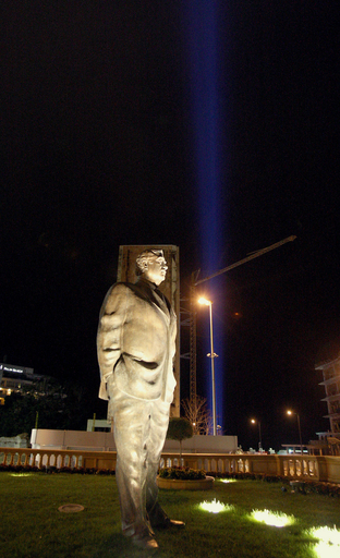 「初の反テロ法廷」、レバノン元首相暗殺の特別法廷開設