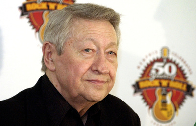 プレスリーのギタリスト、スコティ・ムーアさん死去 84歳