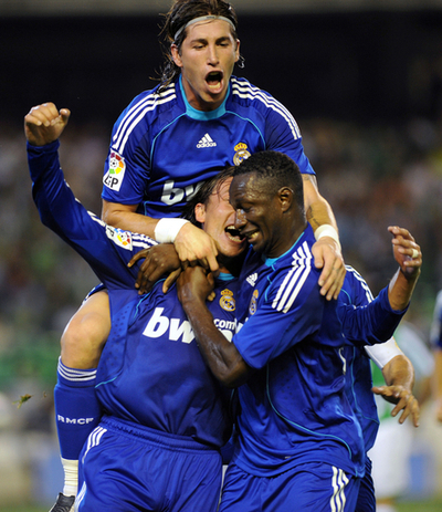 レアル・マドリード ファン・ニステルローイの決勝点でベティスに辛勝