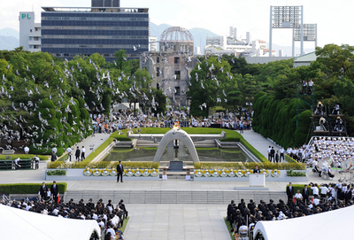 65回目の広島原爆の日、米大使や国連総長が初参加