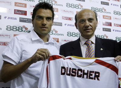 セビージャ ドゥシェルの入団会見