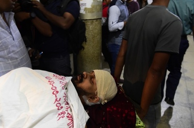 バングラデシュで出版関係者ら襲撃される、1人死亡