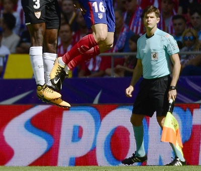 スペインの画期的な外科医、週末のレアル戦で副審を担当