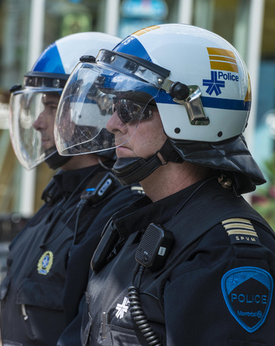 自転車で巡回中の警官、逮捕したら米国の最重要手配犯 カナダ