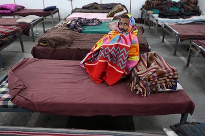 印ニューデリー、異例の寒さでホームレス170人超死亡