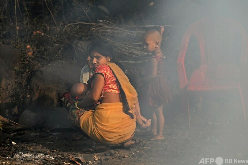 インド人口、女性が初めて過半数に