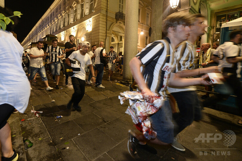 CL観戦中に爆発音 混乱のユーべファン、負傷者5倍の1000人に