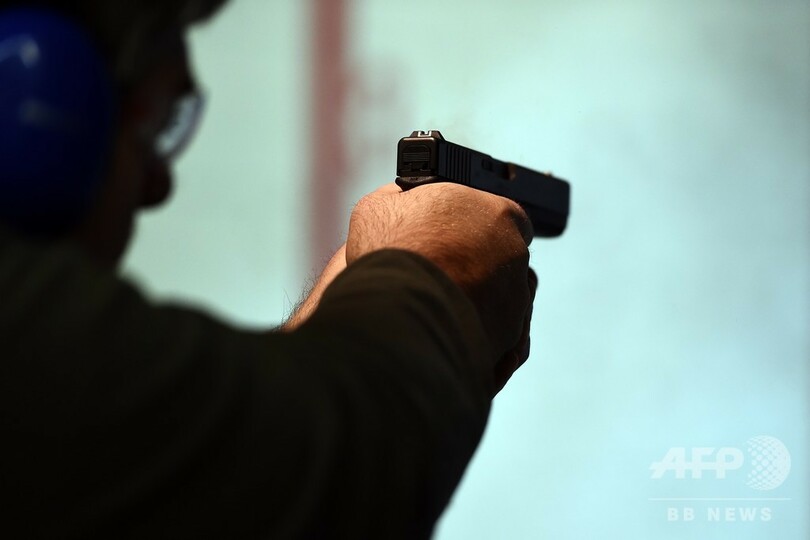 騒いだ自閉症少年、警官に撃たれ重傷 米ユタ州