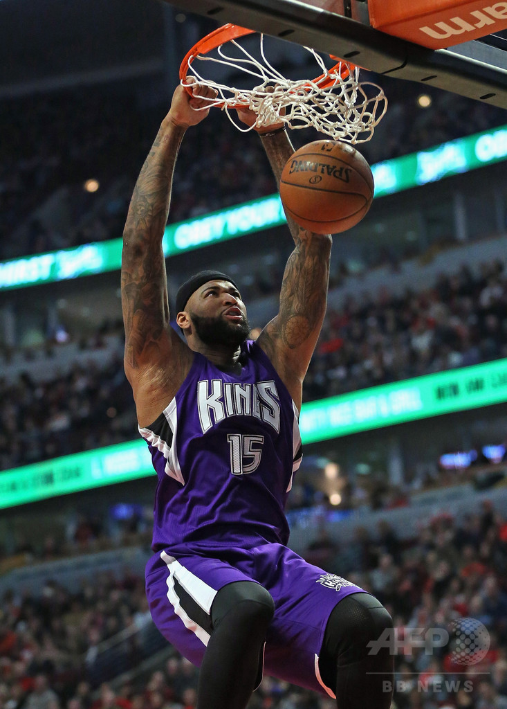 カズンズが大型トレードでペリカンズへ、デイビスと強力フォワード陣を形成 写真1枚 国際ニュース：AFPBB News