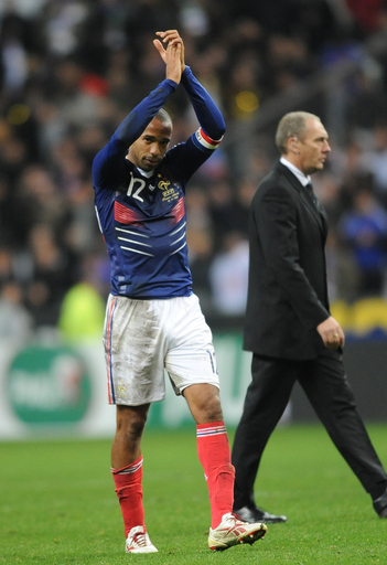 ハンド問題渦中のアンリは再試合を提案 フランス協会は否定的 写真6枚 国際ニュース Afpbb News