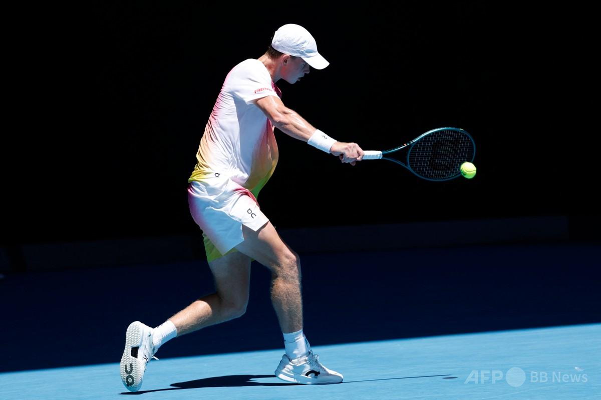 フェデラー2世」ヘンリー・バーネットが全豪ジュニア優勝 写真8枚 国際