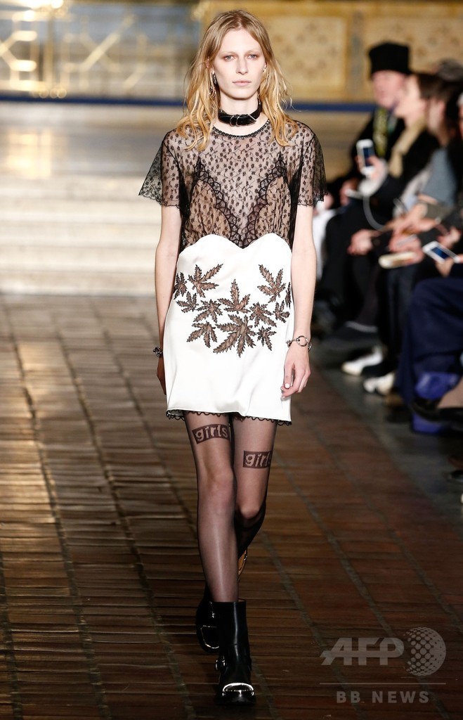 「アレキサンダー ワン」16/17年秋冬コレクション