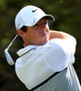 男子ゴルフ、DPワールドツアー選手権2015最終日。ティーオフに臨むロリー・マキロイ（2015年11月22日撮影）。(c)AFP/MARWAN NAAMANI