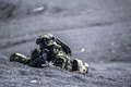 静岡県御殿場市の東富士演習場で行われた米海兵隊と陸上自衛隊の専門部隊「水陸機動団」の共同訓練（2022年3月15日撮影）。(c)Charly TRIBALLEAU / AFP
