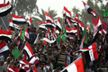 イラク・バグダッド（Baghdad）で、反米デモを行うイスラム教シーア派（Shiite）反米指導者ムクタダ・サドル（Moqtada al-Sadr）師の支持者ら（2008年10月18日撮影）。(c)AFP/AHMAD AL-RUBAYE