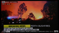 豪ニュースTV、スカイニューズ（SKYNEWS）が放映したパース（Perth）近郊で発生した山火事の様子（2011年2月6日撮影）。(c)AFP/SKYNEWS