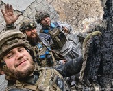 製鉄所に残るウクライナ兵 大統領府が写真公開