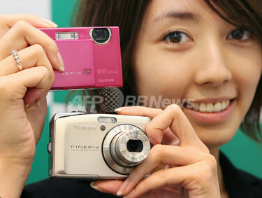 富士フイルム、デジカメ「FinePix」新機種を発売へ 写真3枚 国際