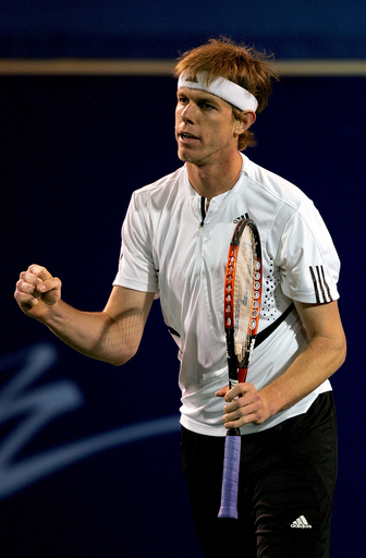 キュエリー ベネトー降し準決勝へ