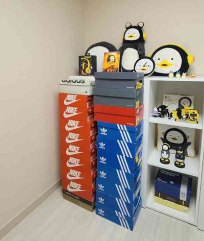 コツコツためたお金で子どもたちに靴数十足…韓国の夫婦「海外旅行より、やりがいあり、幸せ」