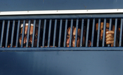 アルカイダのザワヒリ容疑者、ムシャラフ大統領への反乱呼びかけ