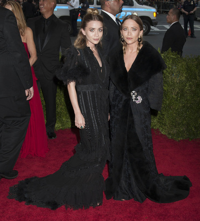 オルセン姉妹の会社の元インターンら、賃金未払いで集団訴訟