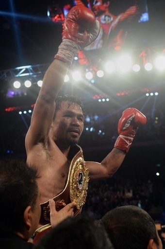 パッキャオが再起戦で判定勝ち