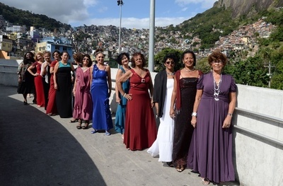 貧しくてもおしゃれに、ブラジルで地元女性たちがファッションショー開催