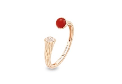 「ヴァン クリーフ＆アーペル」“ペルレ”コレクションに新作ブレスレット