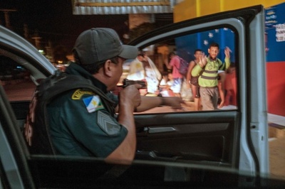 ブラジル大統領、クリスマスの恩赦で治安部隊員を釈放