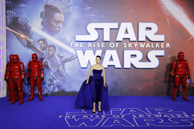 公開間近の「スター・ウォーズ」最新作、批評家の間で不評？