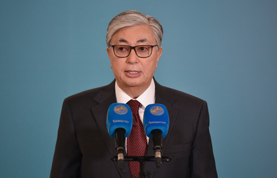 カザフ大統領選、現職トカエフ氏が圧勝 7割以上得票