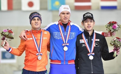 羽賀が男子500メートルで3位、スピードスケートW杯