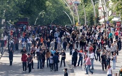 エルドアン首相「トルコの春」を否定、反政府デモは4日目に