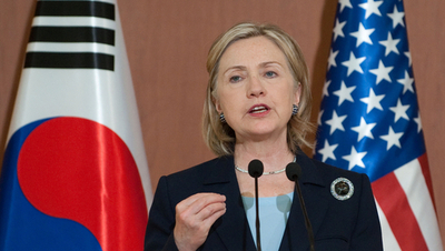 ｢北朝鮮は脅迫や挑発を止めよ｣、クリントン米国務長官