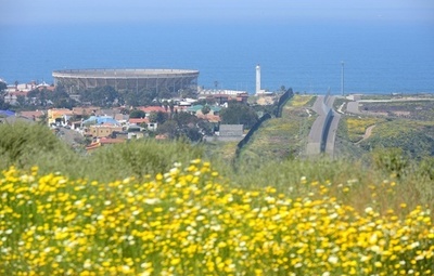 「軍事化」する米メキシコ国境、移民制度改革法案