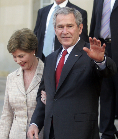 ブッシュ米大統領、ウリベ大統領と会談 - コロンビア