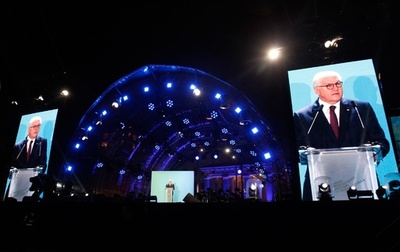 ベルリンの壁崩壊から30年、独大統領「米国は利己主義を捨てよ」