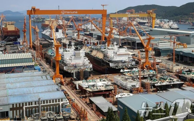 慶尚南道巨済市にあるハンファオーシャン巨済事業所＝2025年8月26日(c)news1