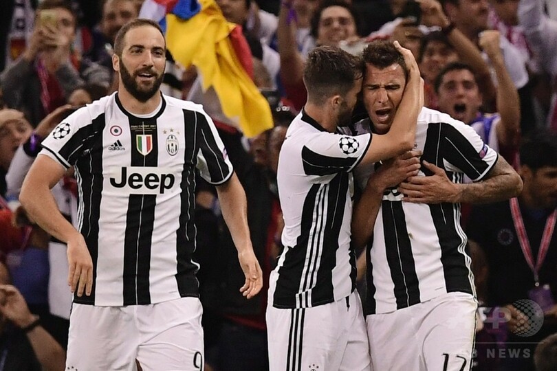 レアル・マドリードが欧州CL史上初の大会連覇、ロナウド2得点