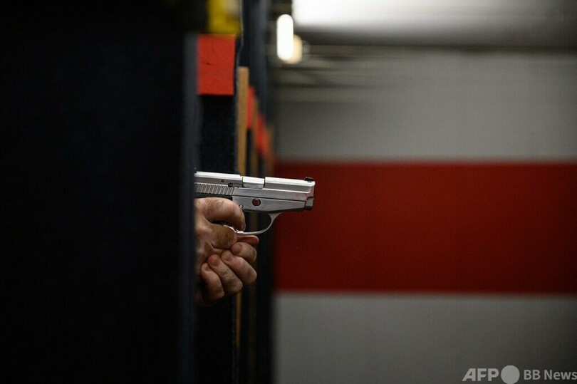 8歳男児が発砲、幼児2人死傷 米フロリダ