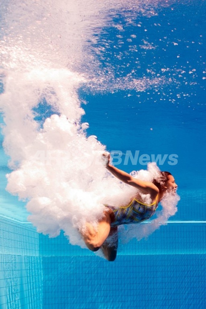 水中カメラがとらえた世界水泳 飛び込み競技 写真50枚 国際ニュース Afpbb News