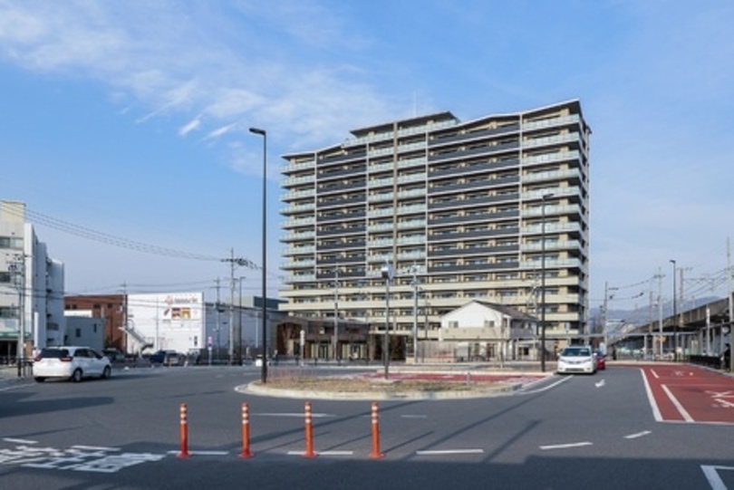 関電不動産開発の新築分譲マンション「シエリアシティ星田駅前」に 日立のV2Xシステムを全国で初めて導入