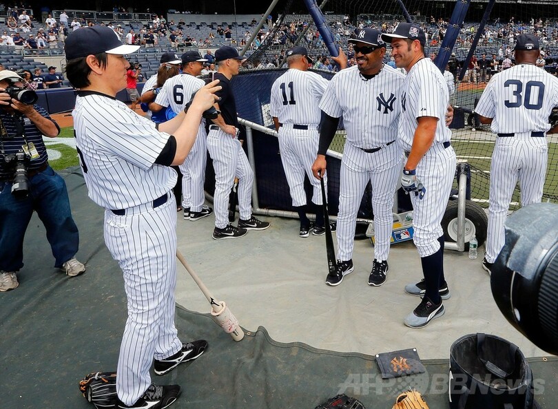 田中が今季2敗目、試合前のOB戦には松井氏が登場