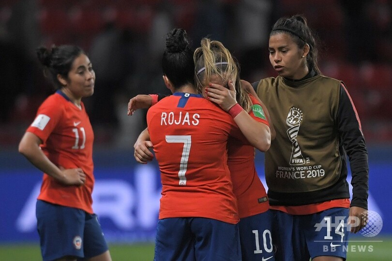 チリ 最終戦勝利も1ゴール及ばず敗退決定 女子w杯 写真10枚 国際ニュース Afpbb News